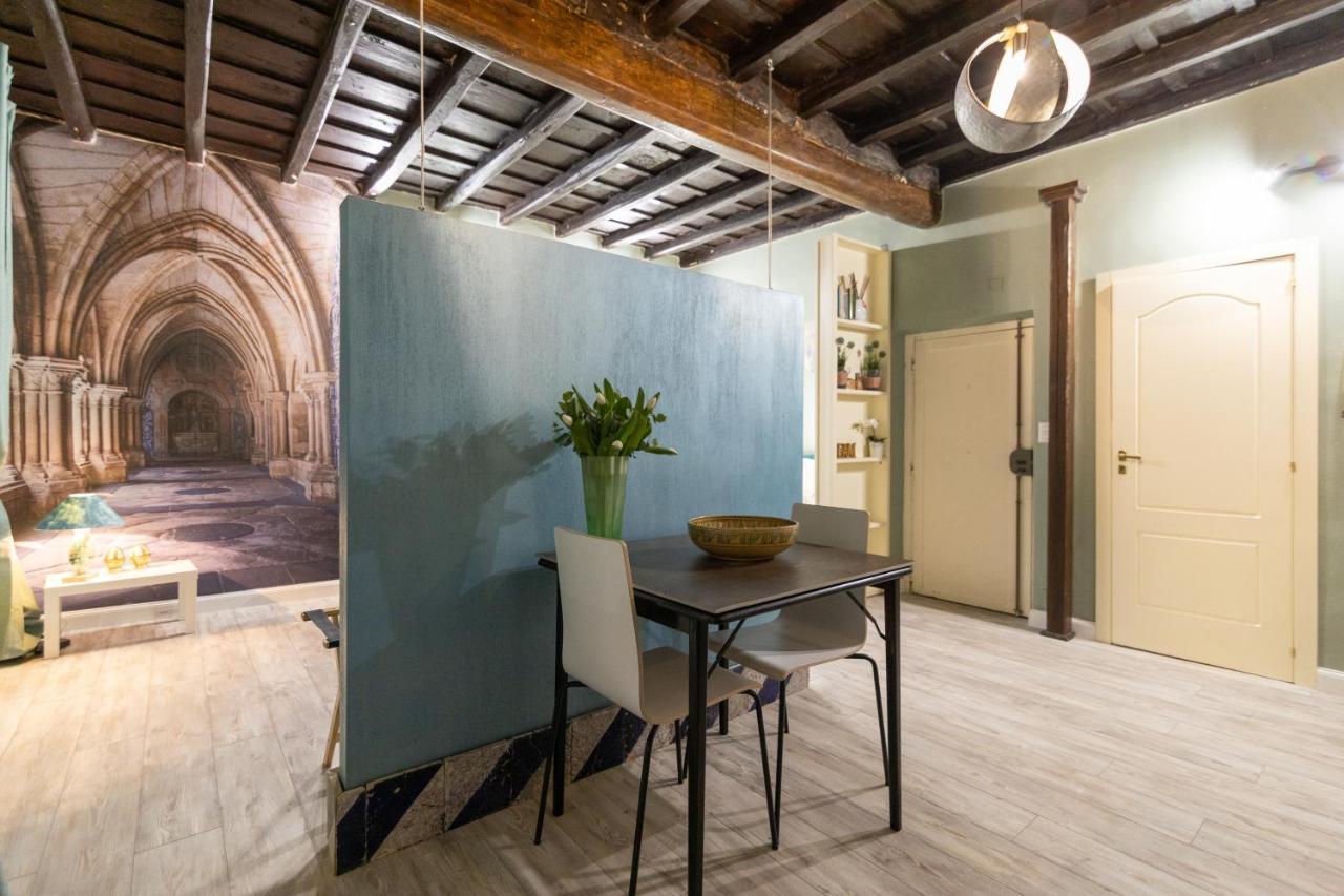 Romeathome Deluxe Suite Campo Dei Fiori — Photos 3